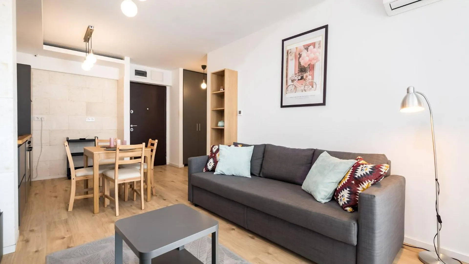 Arrivederci - Elegant 1Br In Belvedere Residence Bucharest Romania