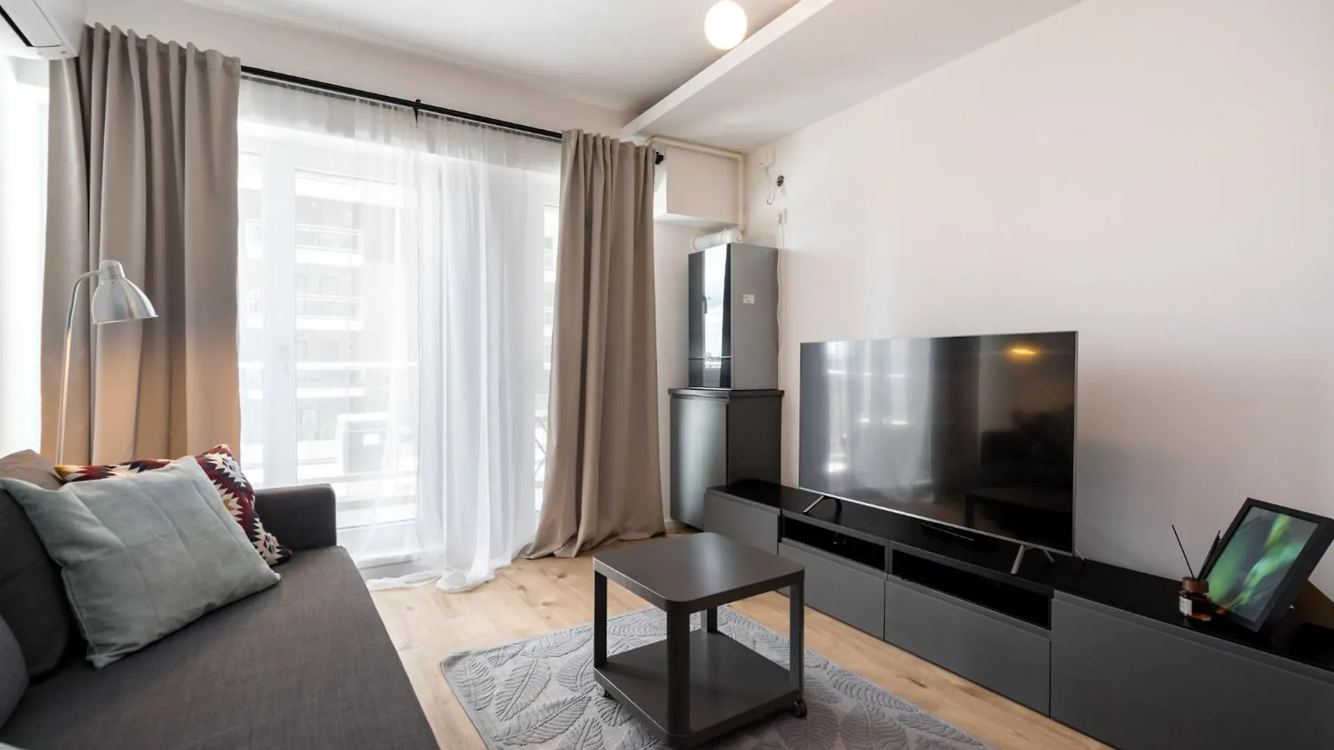 Arrivederci - Elegant 1Br In Belvedere Residence Bucharest
