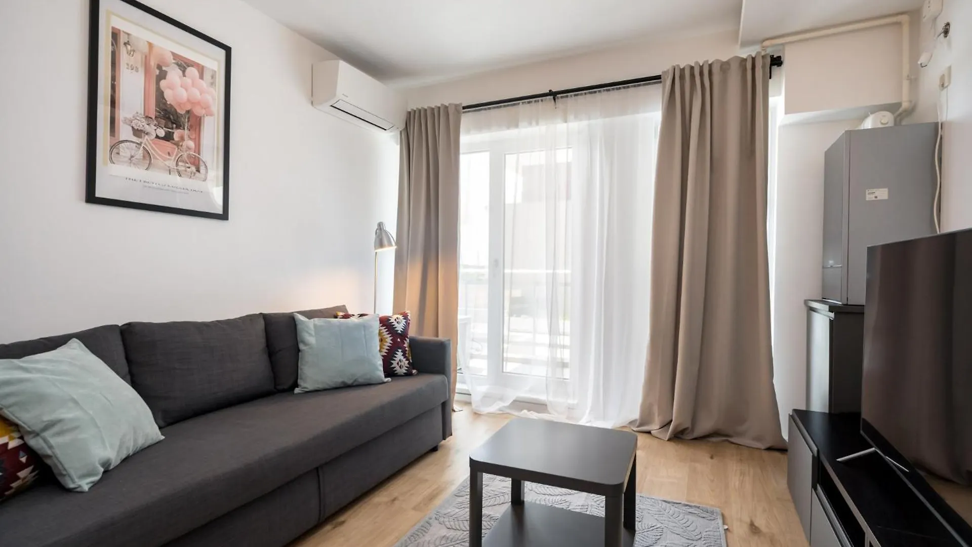 Arrivederci - Elegant 1Br In Belvedere Residence Bucharest Apartment